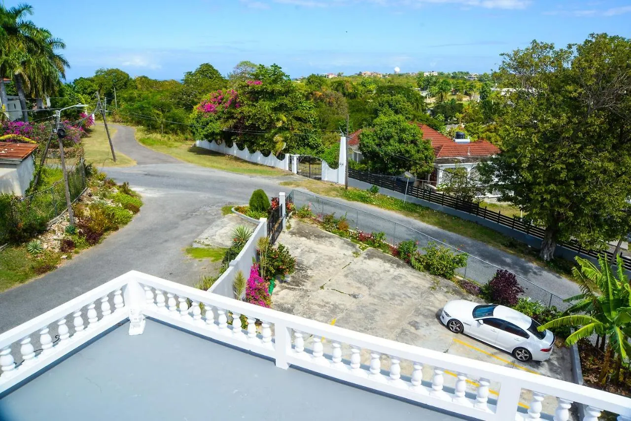 Guest house Three Palm Villa Montego Bay